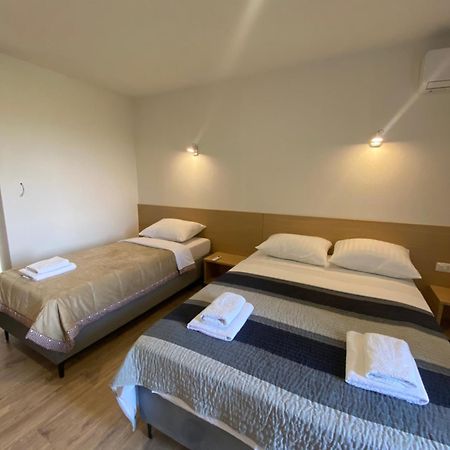 Bed and Breakfast Pansion Raspudic Меджугорье Экстерьер фото